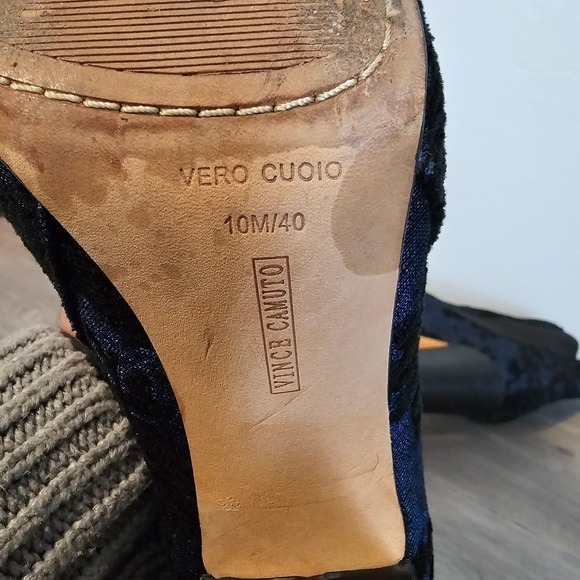 Vince Camuto Britsy Ankle Boots Blue Floral Pointed Toe Boots Size 10 Pull On - Picture 8 of 9